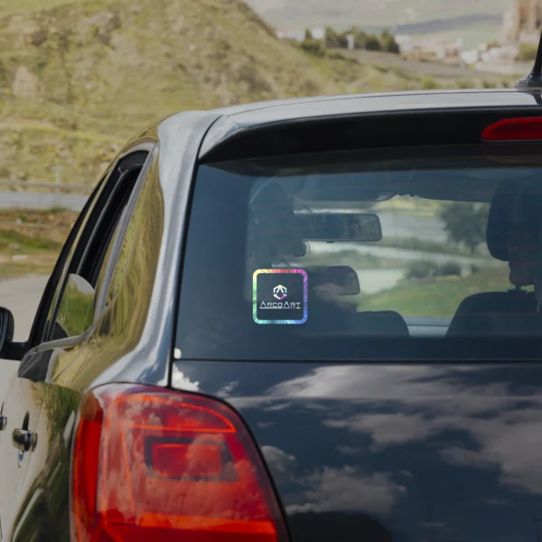 Sticker para Vidrios adherido en un vidrio trasero de auto